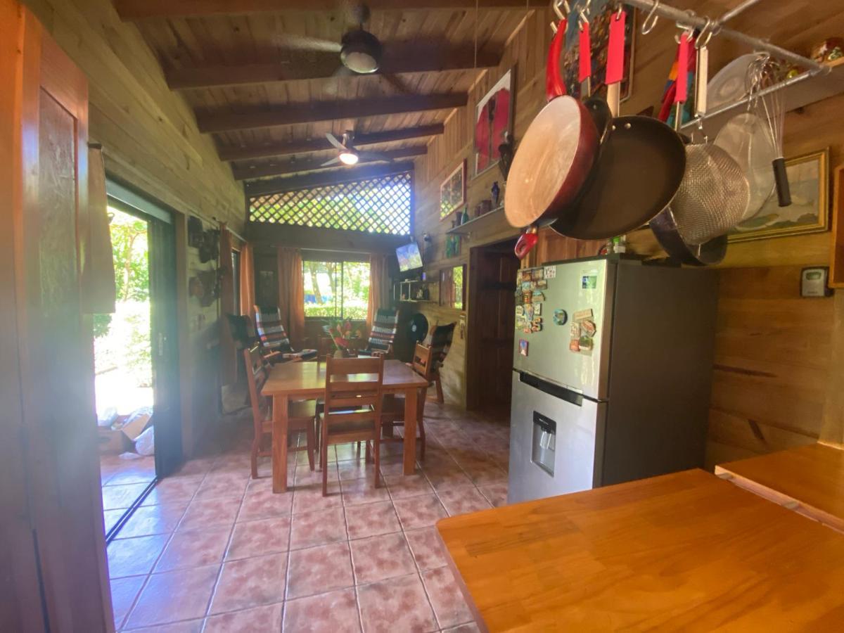 Uvita Oasis Retreat With Villa Cabins And Apartment Luaran gambar