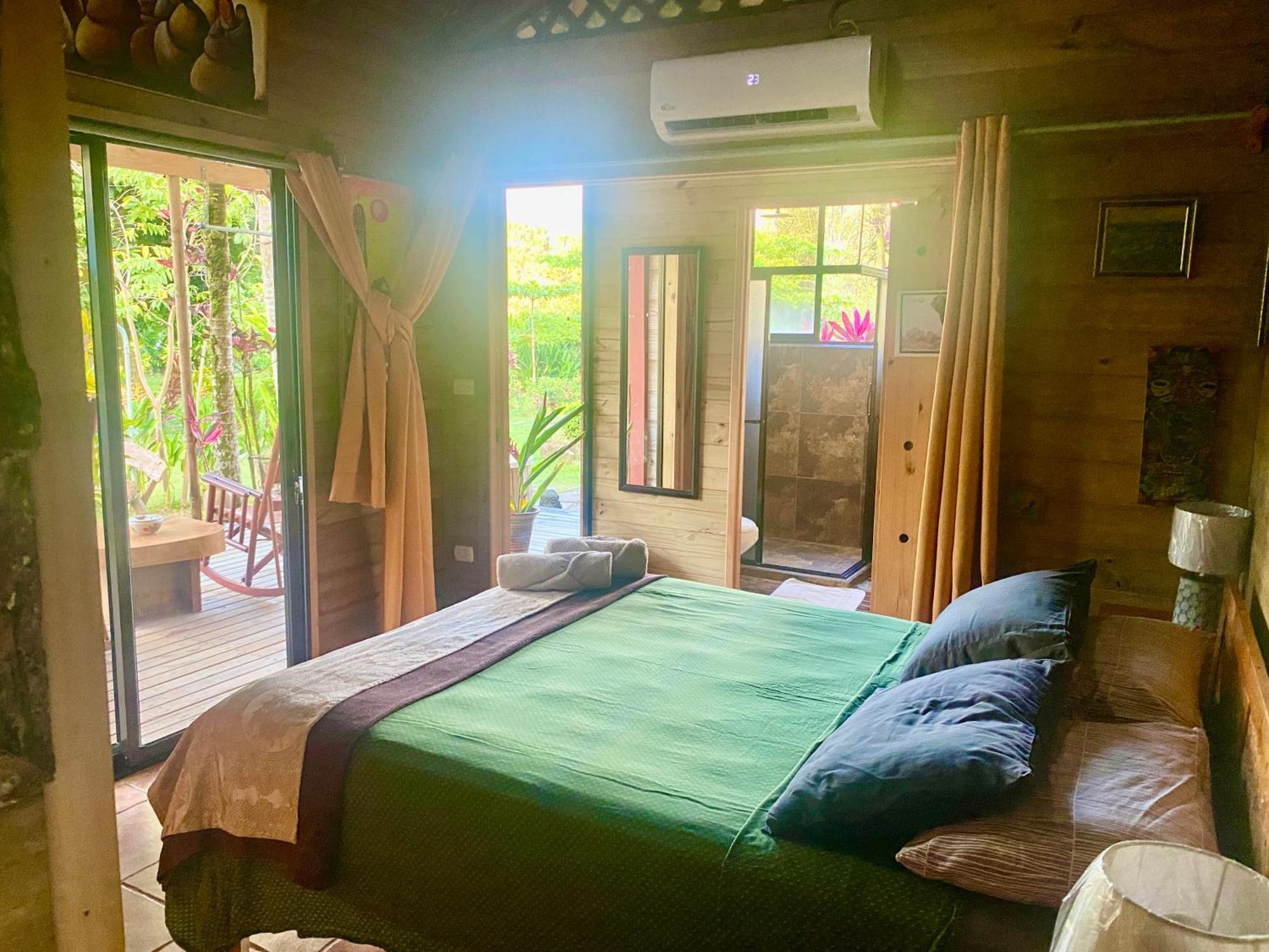 Uvita Oasis Retreat With Villa Cabins And Apartment Luaran gambar